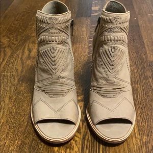 Vince Camuto taupe Karinta Bootie